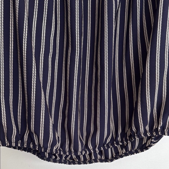 Aqua Navy Striped Women's off the shoulder top - size small - Picture 4 of 4